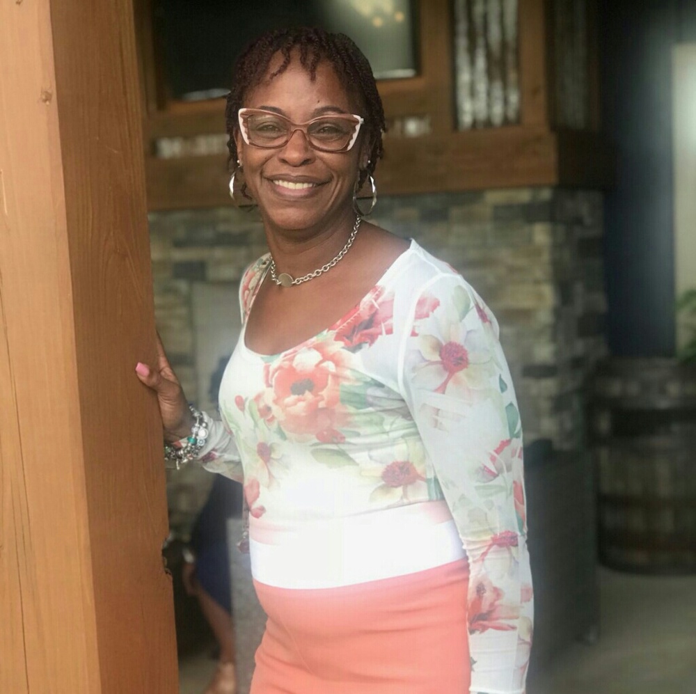 Meet your Posher, Anita